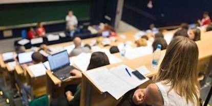 Üniversite ücretlerine rekor zam: Fiyatlar ikiye katlandı