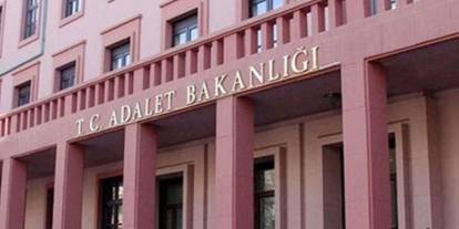 Adalet Bakanlığı’nda değişiklik: Bakan yardımcılığı kaldırıldı
