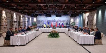 Türkiye-Rusya-Ukrayna zirvesi Dolmabahçe'de başladı