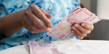 Emekli bayram ikramiyesine zam gelecek mi? Uzman isimden kritik açıklama