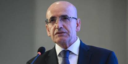 Bakan Şimşekten enflasyonda düşüş sinyali: Sarsan gelişmelere rağmen program rayında