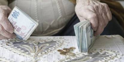 Emeklilerin bayram ikramiyesi ne kadar olacak? Hesaplara yatacağı tarihi uzman isim açıkladı