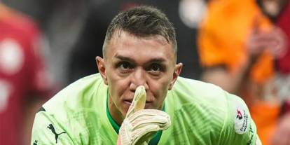 Galatasaray’da veda rüzgârı: Muslera ayrılıyor mu?