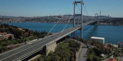 İstanbul Boğazı gemi trafiğine çift yönlü kapatıldı