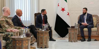 Suriye Cumhurbaşkanı Şara, ABD'li üst düzey isimlerle bir araya geldi