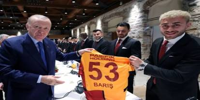 Muslera ve Barış Alper’le Erdoğan arasında espirili diyalog