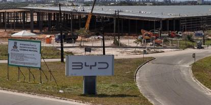 BYD’ye “modern kölelik" davası: İnsan ticareti ve zorla çalıştırmalar gündemde