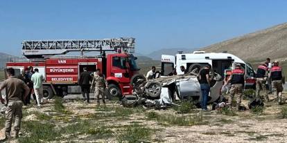 Van'da katliam gibi kaza: 4 ölü 2 yaralı