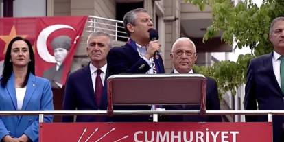 CHP lideri Özgür Özel'den Düzce'de sert mesaj: "Devran dönecek, darbeciler hesap verecek"