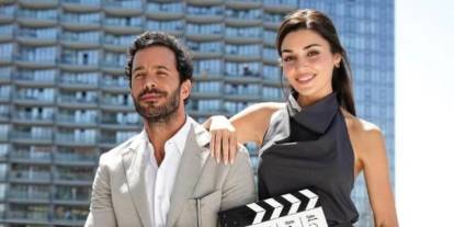 Hande Erçel ve Barış Arduç'un oynadığı “Aşkı Hatırla” dizisinden yeni tanıtım geldi