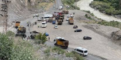 Hakkari'de 12 asker yaralandı