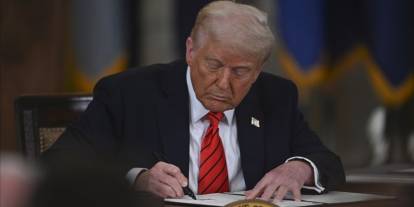Trump’tan seyahat yasağı: 12 ülkenin vatandaşlarına kapı kapandı
