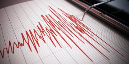 İzmir'de korkutan deprem!