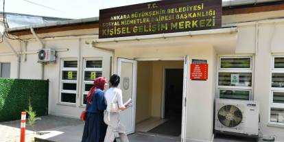 Gençlerin yeni uğrak noktası: Kişisel gelişim merkezi