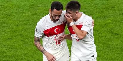 Galatasaray'dan bomba transfer! Milli yıldıza resmi teklif verildi