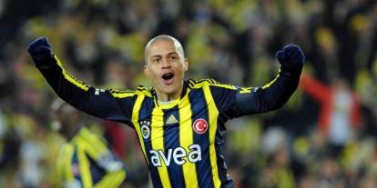Alex de Souza yeni takımı için Brezilya’ya döndü