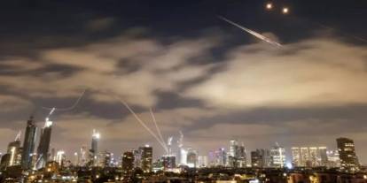 İran’dan İsrail’e yeni füze saldırısı: Tel Aviv alarmda