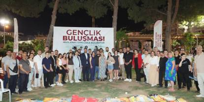 Başkan Kınay’dan gençlerle buluşma: “Bu düzeni gençlerle değiştireceğiz”
