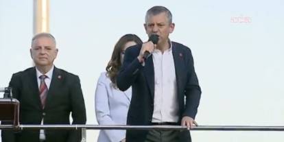 Özgür Özel'den asgari ücrete ara zam çıkışı: Sizleri o bulundukları fil dişi kulelerden karınca gibi görüyorlar