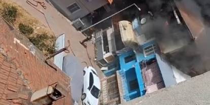 İzmit’te apartman yangını: 3 kişi kurtarıldı 7 daire hasar gördü