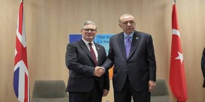 Lahey’de kritik zirve teması: Erdoğan ve İngiltere Başbakanı Starmer ile bir arada