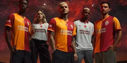 Galatasaray yeni sezon formalarını tanıttı! 5. yıldız detayı tartışma yarattı