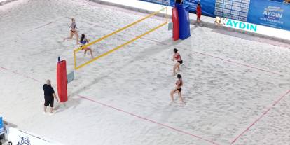 Aydın’da plaj voleybolu turnuvası başladı