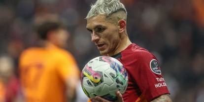 Lucas Torreira’dan görkemli doğum günü partisi! Demet Akalın ve Sefo sahneyi salladı