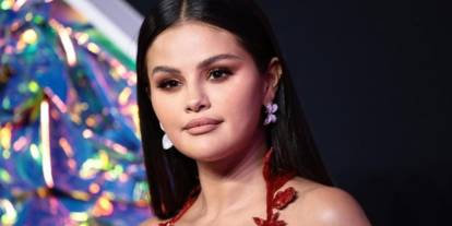 Selena Gomez, Alex Russo karakteriyle ekranlara geri dönüyor!