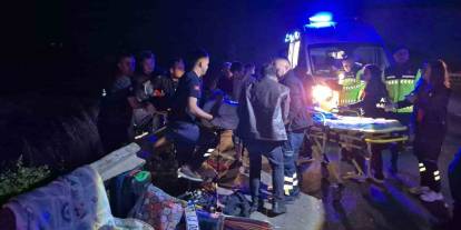 İstanbul-Ankara yolunda zincirleme kaza: Tır minibüse çarptı, 7 yaralı