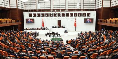 AK Parti'den kritik teklif: TSK’da yaş sınırı için yeni düzenleme