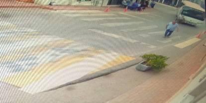 Servis minibüsü dehşeti: Yaşlı adam ağır yaralandı