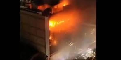 Irak’ta alışveriş merkezinde yangın: En az 50 kişi hayatını kaybetti