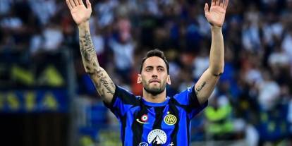 Hakan Çalhanoğlu adım adım Fenerbahçe'ye yaklaşıyor