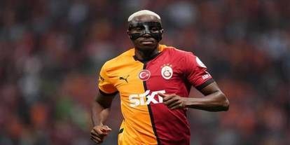 Victor Osimhen ikinci sırada kaldı! UEFA’nın 'haftanın oyuncusu' seçimi tartışma yarattı