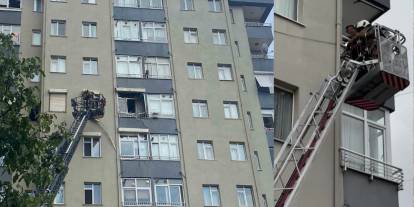 Ümraniye’de apartman yangını: 4 kişi mahsur kaldı