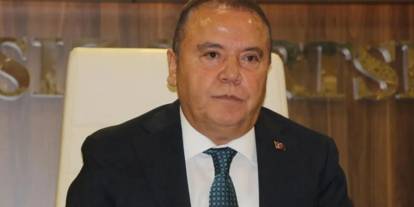 Tutuklu Başkan Muhittin Böcek’ten sahil ihalesi tepkisi: “Mesnetsiz iddialar ortaya atılıyor”