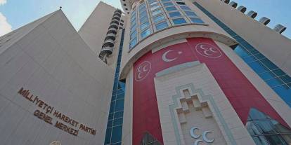 MHP’li 2 belediye meclis üyesi istifa etti