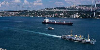 İstanbul Boğazı gemi trafiğine kapatıldı