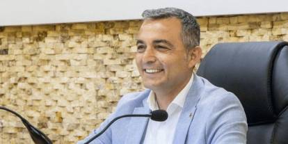 Tutuklu Manavgat Belediye Başkanı Niyazi Nefi Kara'nın emekli maaşı kesildi