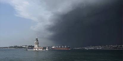 İstanbul için AKOM’dan fırtına uyarısı: Rüzgar şiddetini artıracak
