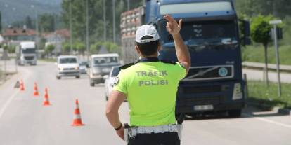 Ankara'da direksiyon başına geçecekler dikkat! Bu yollar kapalı olacak