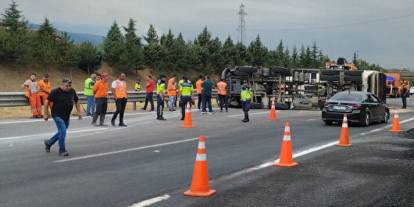 Sürücüler dikkat: Anadolu Otoyolu İstanbul yönü trafiğe kapandı