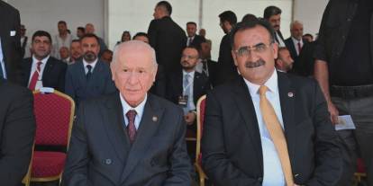 Malazgirt’te barış mesajı: Bahçeli, Türker’i Ankara’ya çağırdı
