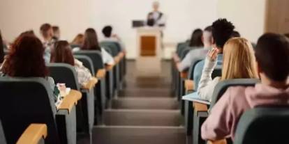 Üniversitelilere eğitim desteği! 22 kurum burs başvurularını açtı