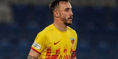 Gökhan Sazdağı resmen Beşiktaş'ta