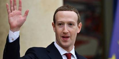 Zuckerberg’in gözlük tanıtımında sahnede aksama