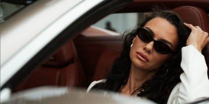 Birce Akalay aldığı haberle yıkıldı