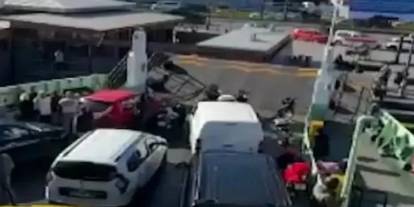 Sirkeci İskelesi'nde korkutan kaza: Feribot iskeleye çarptı