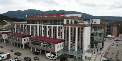 Zonguldak'ta karın ağrısıyla hastaneye  giden 16 yaşındaki çocuk doğum yaptı